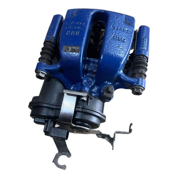 Pinça De Freio Traseira Esquerda Bmw 530i 2018 2019 A 2023