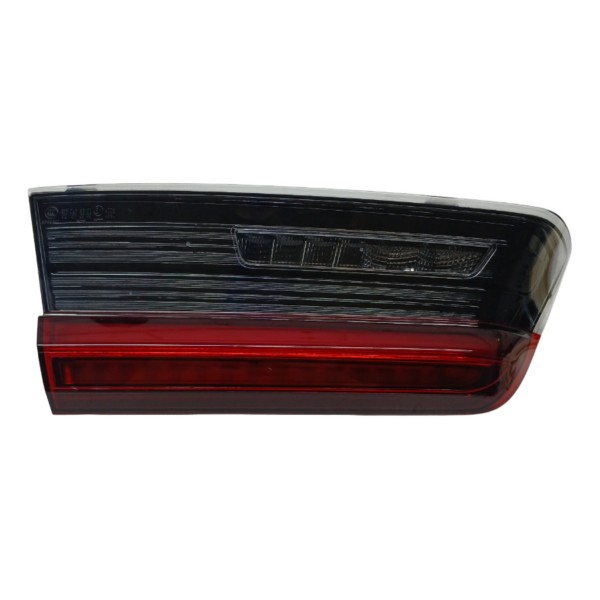 Lanterna Esquerda Tampa Bmw 320i 2020 2021 2022 2023 2024