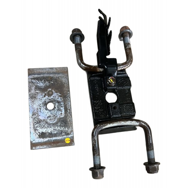 Grampo Suporte Feixe Molas Master 2.3 2014 A 2022