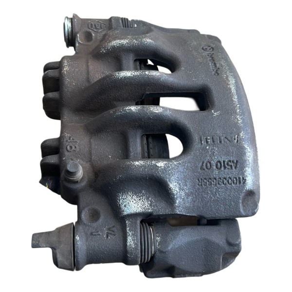 Pinça De Freio Dianteira Direita Master 2.3 2014 A 2022